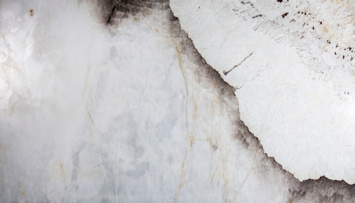 PATAGONIA WHITE EXOTIC