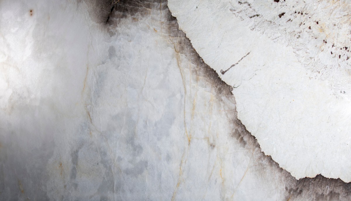 PATAGONIA WHITE EXOTIC